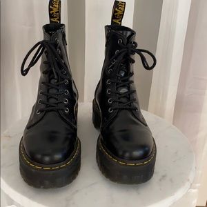 Dr. Martens AirWair Jadon unisex boots